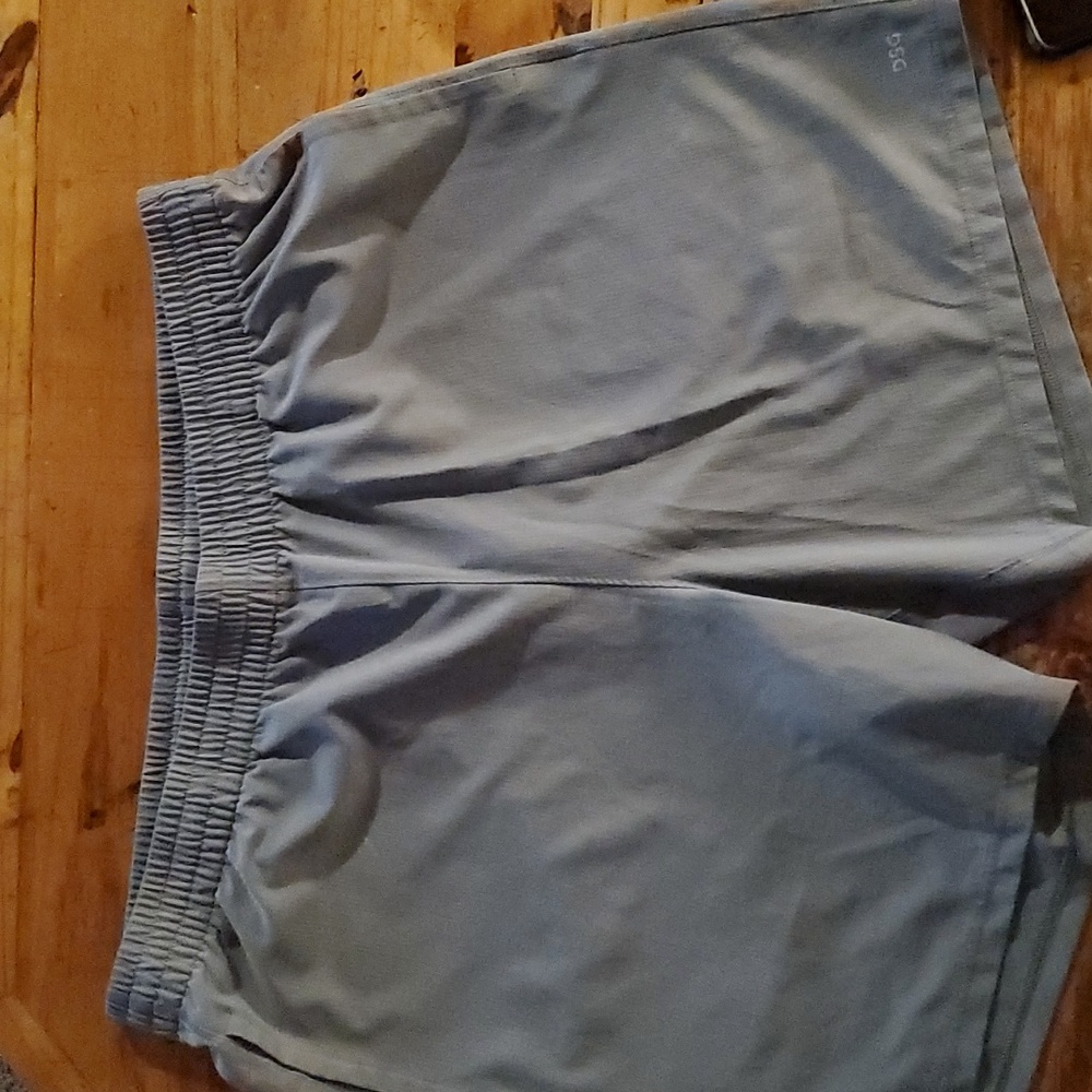 2XL DSG GREY SHORTS W/DRAWSTRINGS!!